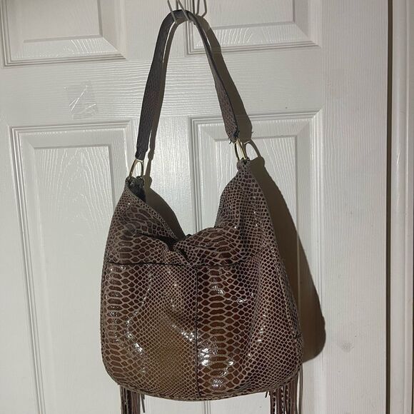 G.I.L.I.  Leather Brown snake skin print Medium Boho shoulder bag Tasel accent . - Picture 6 of 12